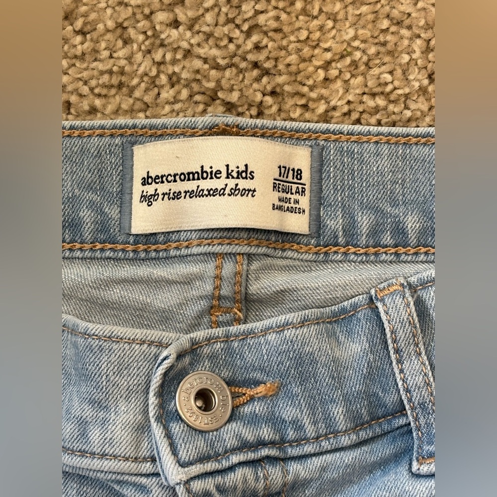 Abercrombie Kids Light Blue Jean Shorts - Picture 3 of 3